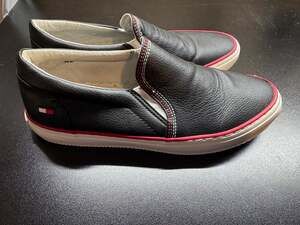 Tommy Hilfiger Pinez Black Faux Leather Slip-On Sneakers Womens Size 9M